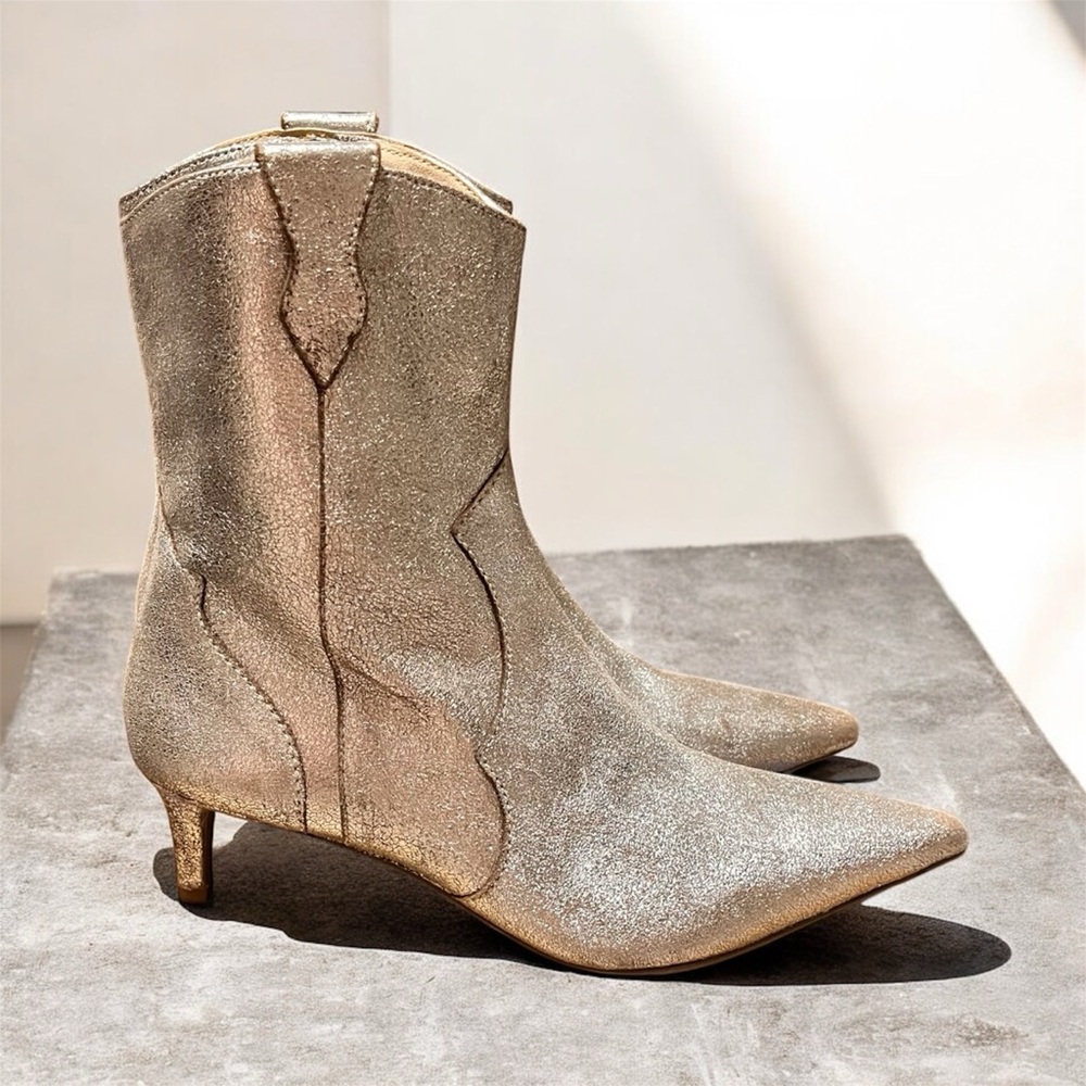 Seychelles Dallas Pointy Toe Western Suede Kitten Heel Bootie Metal Pewter 9 NEW